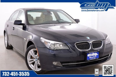2009 BMW 528  i xDrive