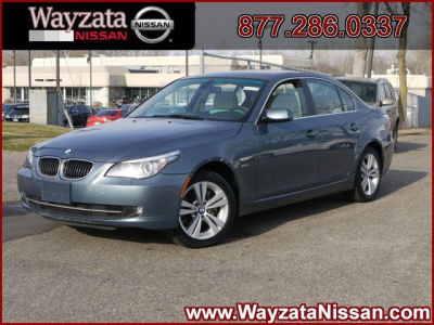 2009 BMW 528  i xDrive