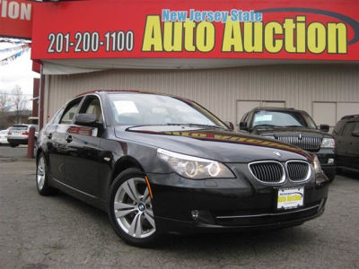 2010 BMW 528  i