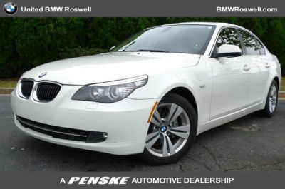 2010 BMW 528  i