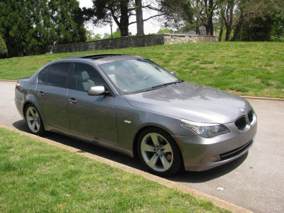 2009 BMW 528  i