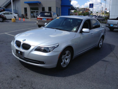 2008 BMW 528  i