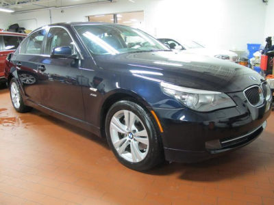 2010 BMW 528  i xDrive