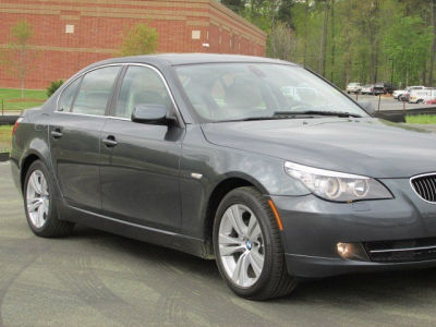 2010 BMW 528  i