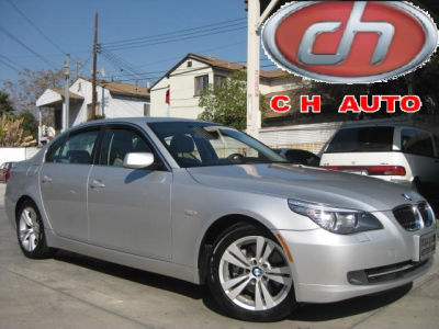 2009 BMW 528  i