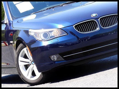 2010 BMW 528  i