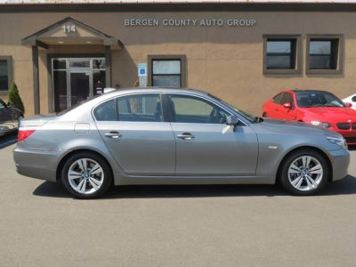 2010 BMW 528 i