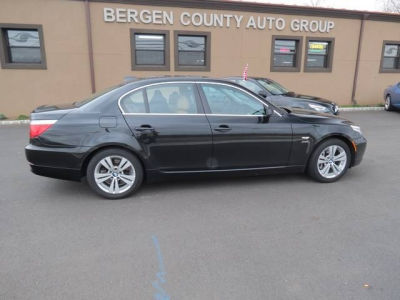 2009 BMW 528  xi