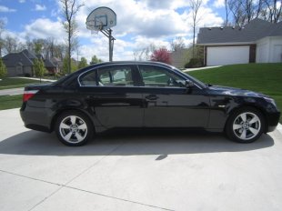 2004 BMW 530  i