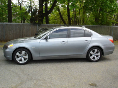 2007 BMW 530  xi -
   Cars.com </title>
   <meta name="title" content="2007 BMW 530  xi - Cars.com"/>
   <meta name="description" content="Listed on Cars.com