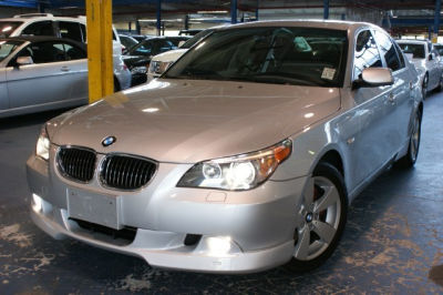 2007 BMW 530  xi -
   Cars.com </title>
   <meta name="title" content="2007 BMW 530  xi - Cars.com"/>
   <meta name="description" content="Listed on Cars.com