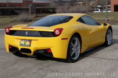 2013 Ferrari 458 Italia  Base