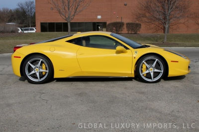 2013 Ferrari 458 Italia  Base