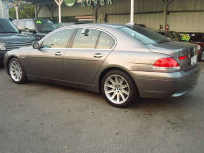 2005 BMW 745  i