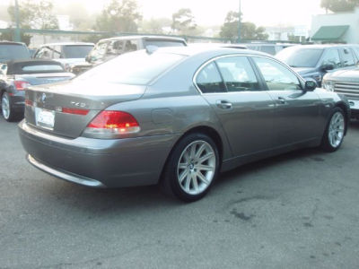 2005 BMW 745  i