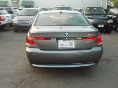 2005 BMW 745  i