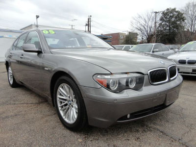 2005 BMW 745  i