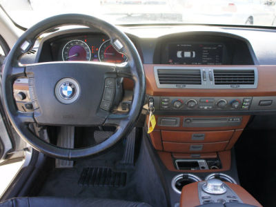 2004 BMW 745  i
