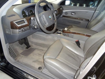 2002 BMW 745  i