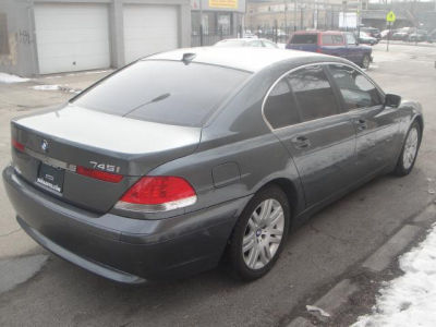 2002 BMW 745  i