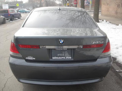 2002 BMW 745  i