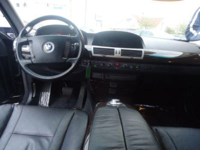 2002 BMW 745  i