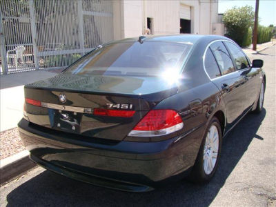 2002 BMW 745  i