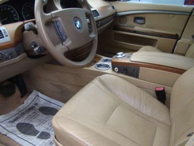 2002 BMW 745  i