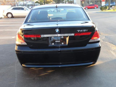 2002 BMW 745  i