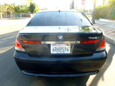 2002 BMW 745  i