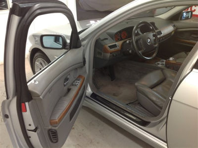 2002 BMW 745  i