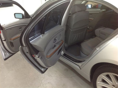 2002 BMW 745  i