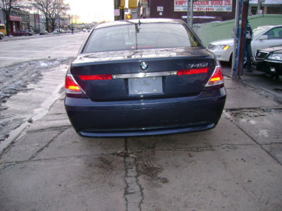 2002 BMW 745  i