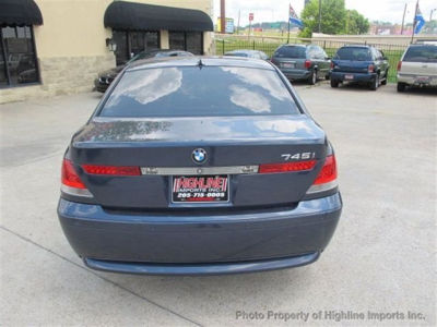 2002 BMW 745  i