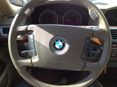 2002 BMW 745  i