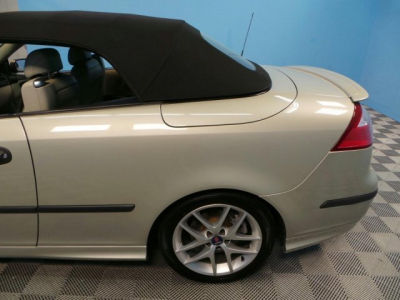 2005 Saab 9-3  Aero
