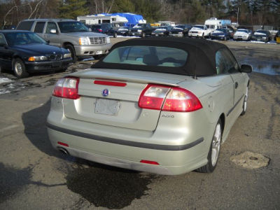2005 Saab 9-3  Aero