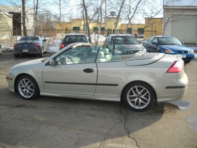 2005 Saab 9-3  Aero