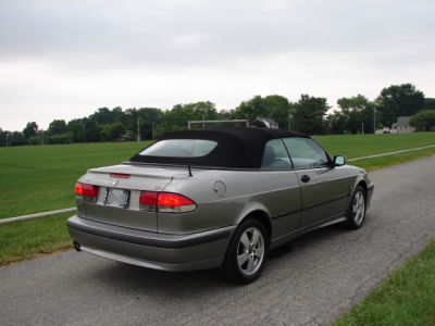 2003 Saab 9-3  SE
