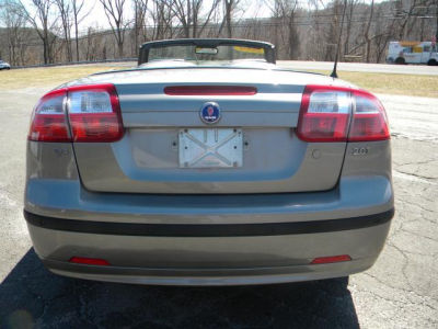 2004 Saab 9-3  Arc
