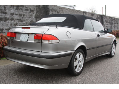 2003 Saab 9-3  SE