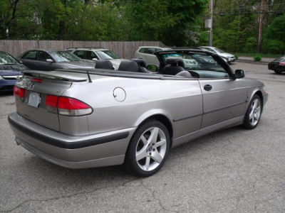 2003 Saab 9-3  SE