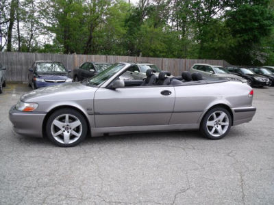 2003 Saab 9-3  SE