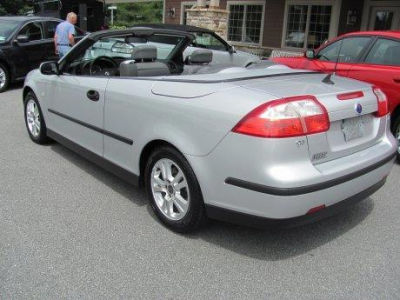 2005 Saab 9-3  Linear