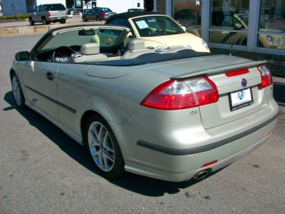 2005 Saab 9-3  Aero