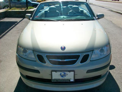 2005 Saab 9-3  Aero