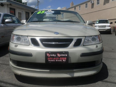 2005 Saab 9-3  Aero