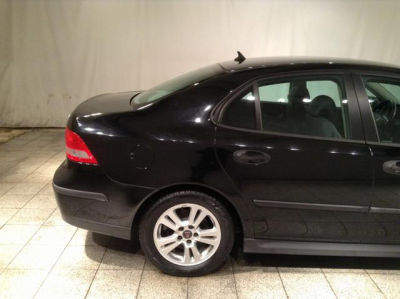 2005 Saab 9-3  Linear
