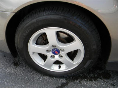 2004 Saab 9-3  Linear