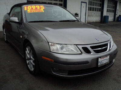 2005 Saab 9-3  Aero
